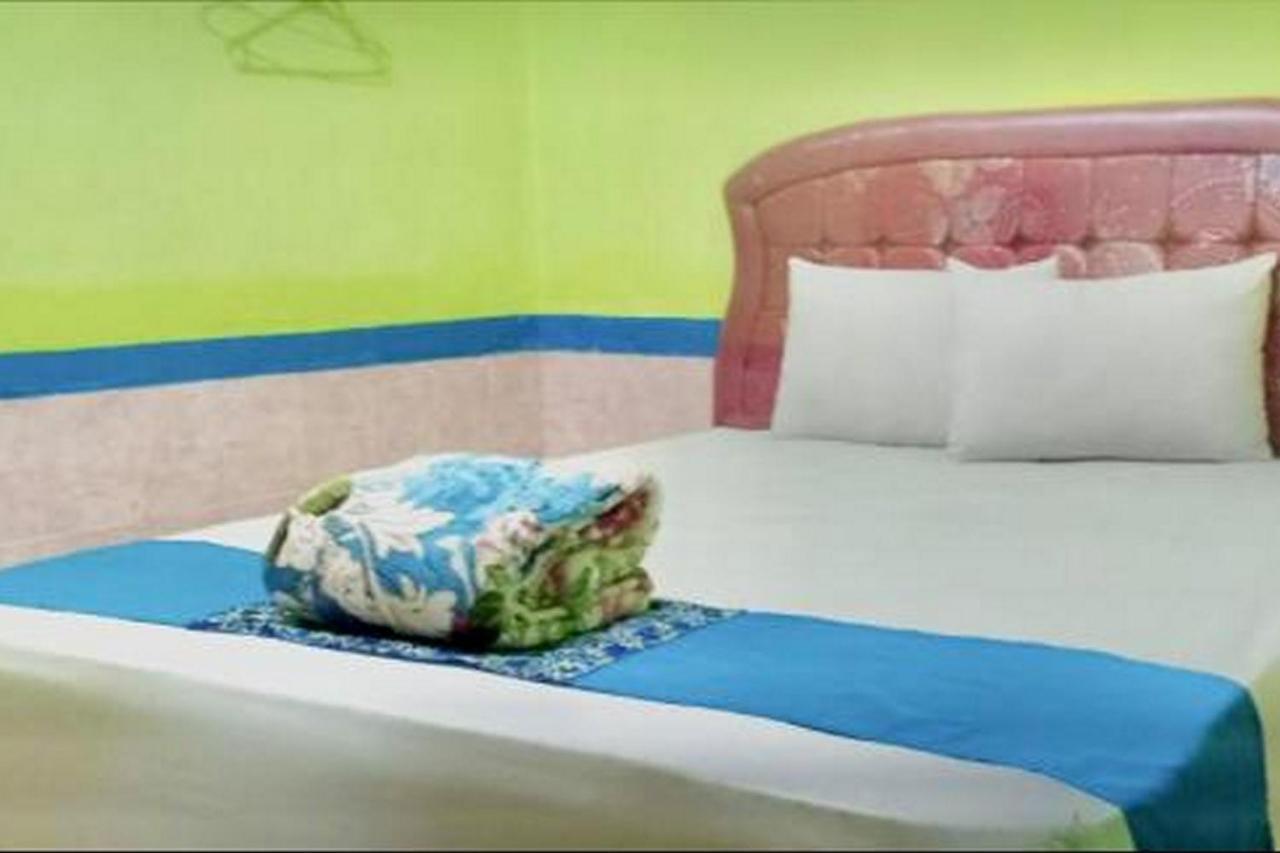 Hotel Indah Grogot Syariah Mitra Reddoorz Tanah Grogot Eksteriør bilde