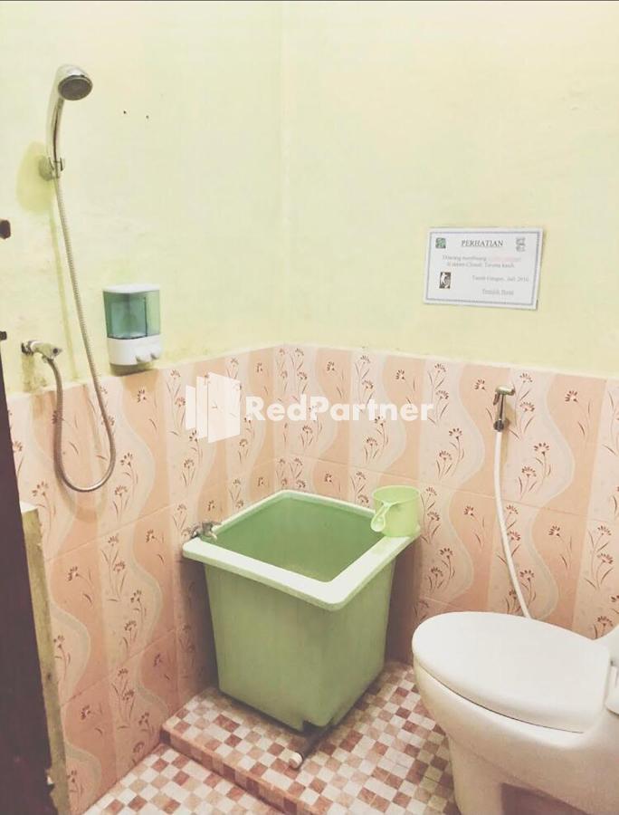 Hotel Indah Grogot Syariah Mitra Reddoorz Tanah Grogot Eksteriør bilde